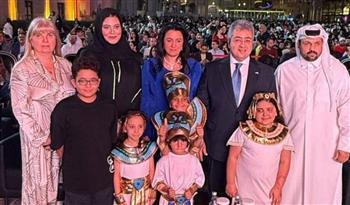 سفير مصر في الدوحة يشكر أمير قطر لدعمه الثقافة والفن