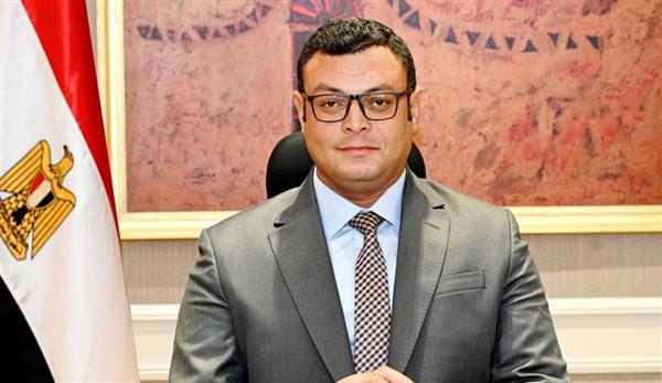 وزير الإسكان يُتابع تسليم وحدات "سكن لكل المصريين محور الإسكان المتوسط"