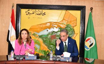   الاتصالات تناقش استراتيجية تحويل الفيوم إلى محافظة رقمية