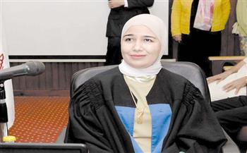   رنا حامد.. أول باحثة كفيفة تحصد الدكتوراه في الأدب الإنجليزي من جامعة المنصورة