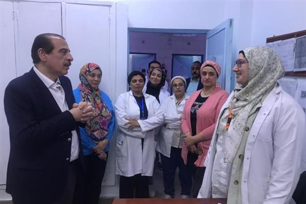 نائب وزير الصحة يتفقد مستشفى الشروق المركزي