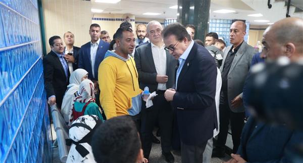 وزير الصحة يتفقد مشروع مبنى الطب الرياضي بالمعهد القومي للجهاز الحركي