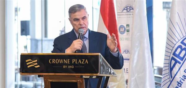 محافظ الإسكندرية يبحث فرص التعاون المشترك مع جمعية رجال الأعمال