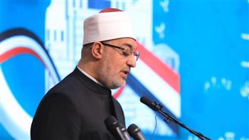   المفتي: تراث دار الإفتاء كنز فقهي ومعرفي ينهل منه الباحثون في الشرق والغرب