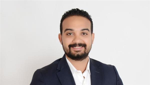 أحمد خالد الحسيني يدعو للمشاركة بكثافة في الانتخابات: واجب ومسؤولية تجاه الوطن