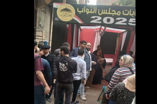 انتخابات مجلس النواب.. إقبال كثيف على مدرسة فرح الخاصة بالخصوص للإدلاء بالأصوات