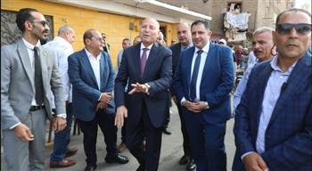 محافظ القاهرة يتفقد عددا من اللجان الانتخابية