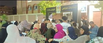  زحام الناخبين مستمر حتى المساء في الدائرة السابعة بالقاهرة 