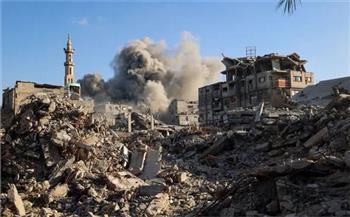   إعلام فلسطيني: جيش الاحتلال ينفذ عمليات نسف للمباني شرقي مدينة غزة