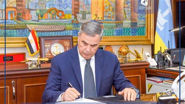 محافظ الإسكندرية: تمكين المرأة ركيزة لبناء مجتمع أكثر عدلًا وأمنًا