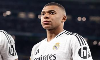 بعد موسم استثنائي مع ريال مدريد.. مبابي يتوج بجائزة «البيتشيشي»