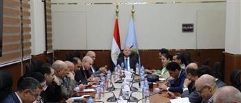   محافظ القاهرة يترأس غرفة العمليات المركزية في اليوم الثاني لإنتخابات مجلس النواب