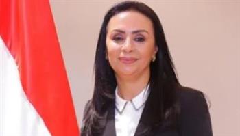   وزيرة التضامن توجه فريق التدخل السريع بالتعامل مع حالات كبار بلا مأوى فى القاهرة والجيزة 