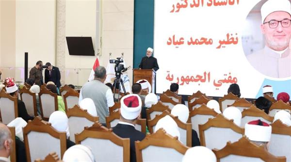المفتي: أي انتهاك لحقوق المرأة يضر بالأسرة والمجتمع