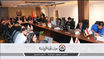   قيادات "الجبهة الوطنية" تتابع سير العملية الانتخابية بالغرفة المركزية للحزب