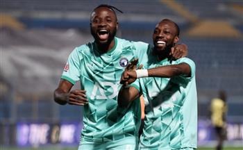   بيراميدز يهزم المقاولون العرب بثنائية ويرتقي لوصافة الدوري