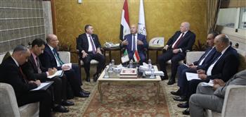   وزير الصناعة يبحث مع وزيري الصناعة والداخلية والنقل الجزائريين التعاون بين البلدين