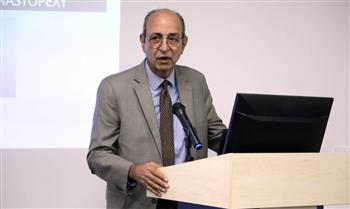   خبير مصري عالمي في جراحات أورام الثدي لتدريب الأطباء بمستشفى العاصمة الجديدة