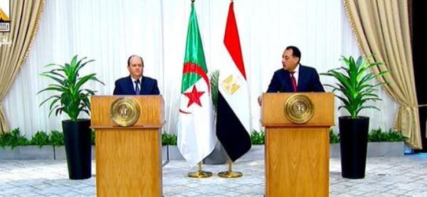 مؤتمر صحفي مشترك لـ رئيس الوزراء ونظيره الجزائري.. بث مباشر
