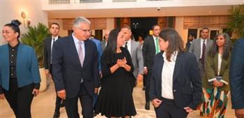   وزيرة التضامن الاجتماعي تتفقد مؤسسة الحمل الصغير بمدينة العبور 