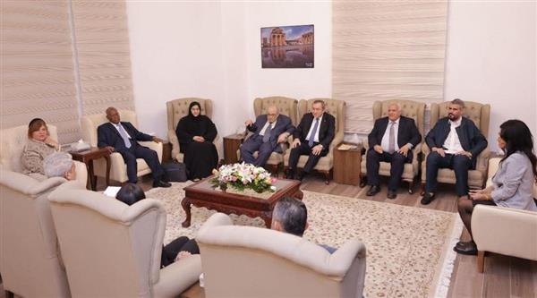 السفارة الليبية بالقاهرة تستضيف الصالون الثقافي العربي