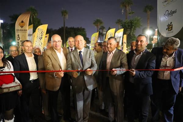 محافظ القاهرة يفتتح مهرجان العسل المصري الثامن بمشاركة 60 عارضًا من مصر والدول العربية