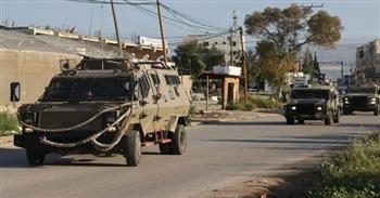   الاحتلال الإسرائيلي يحتجز عددا من الفلسطينيين في مخيم "الفارعة" جنوب طوباس
