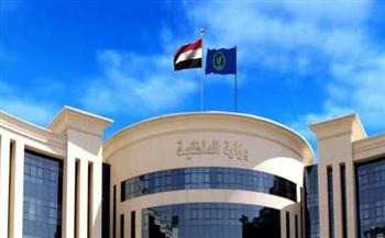 الداخلية توضح حقيقة فيديو سيارة بالإسماعيلية وتنفي ملكيتها لضابط