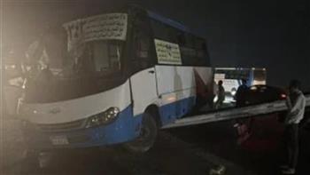   إصابة 3 أشخاص  أثر انقلاب ميني باص في منطقة 15 مايو 