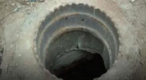 مصرع وإصابة 3 أشخاص إثر سقوطهم فى بالوعة صرف صحى بأطفيح