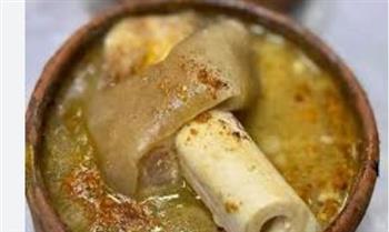   شوربة الكوارع: سر الصحة والجمال في طبق واحد