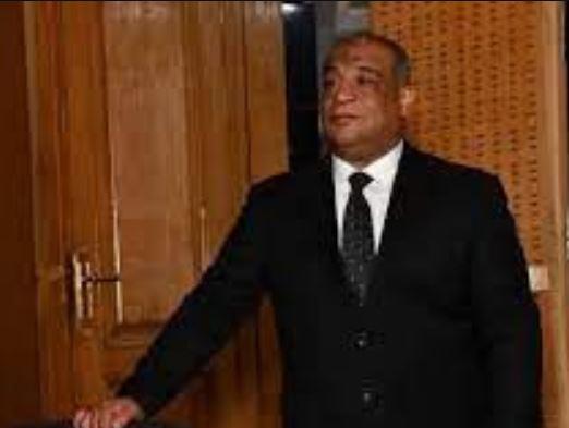 عمرو محي الدين: اتخاذ إجراءات قانونية في مصر والإمارات ضد موكلة سابقة