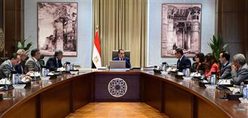   رئيس الوزراء يتابع الموقف التنفيذي لتطوير المناطق المحيطة بمنطقة هضبة الأهرامات