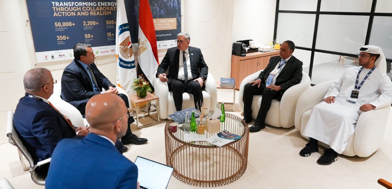 شركات طاقة عالمية تضع أعينها على مصر.. مباحثات مكثفة لزيادة الاستثمارات في قطاع البترول