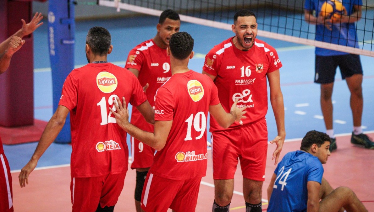 الأهلي يهزم هليوبوليس في دوري رجال الطائرة