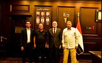   "عمارة" يستقبل وفدا من بيت الشعر لمناقشة استعدادات مهرجان الأقصر للشعر العربي