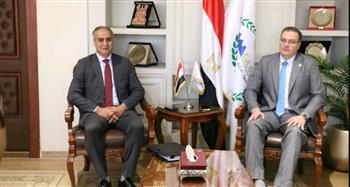   رئيسا "التنظيم والإدارة" و"حماية المستهلك" يبحثان تعزيز التعاون المشترك