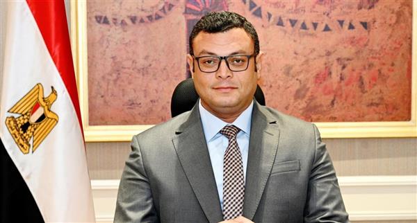 وزير الإسكان يتابع موقف مشروعات البنية الأساسية بتوسعات "زايد الجديدة"