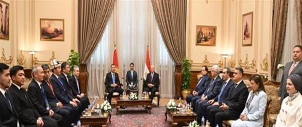 رئيس مجلس النواب يستقبل رئيس جمهورية قيرغيزستان