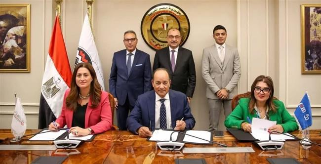 بنكي الأهلي المصري والتجاري الدولي – مصر "CIB" يوقعان تمويلاً مشتركا لمشروع "بيوردايف" 