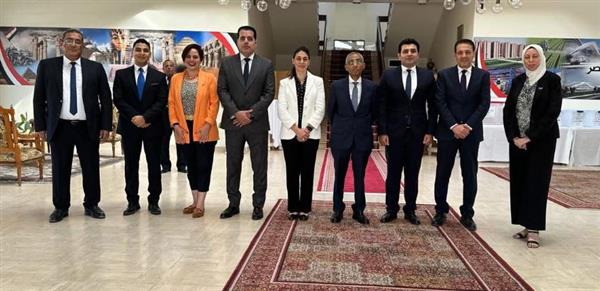 قنصلية مسقط تستقبل الناخبين المصريين في اليوم الأول لانتخابات مجلس النواب