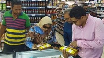   تكثيف الحملات الرقابية على الأسواق والمحال لضبط المخالفات وحماية صحة المواطنين