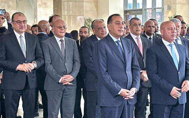 رئيس جامعة سوهاج يشارك في افتتاح المعرض والمؤتمر الدولي للنقل الذكي