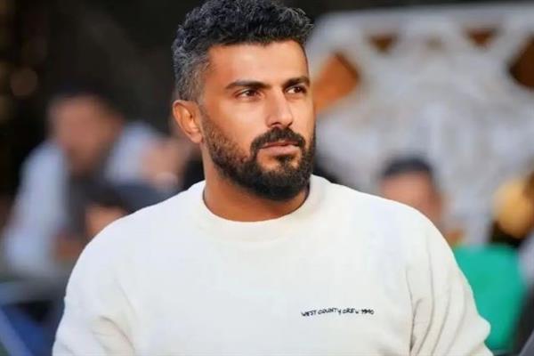 محمد سامي ينشر أول صورة من كواليس مسلسل "8 طلقات"