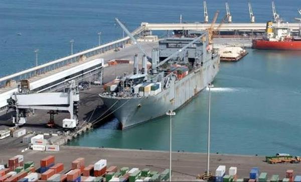 إعادة فتح ميناء العريش البحري بعد تحسن الأحوال الجوية