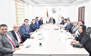   وزير التعليم العالي والسفير الفرنسي يبحثان حرم الجامعة الفرنسية