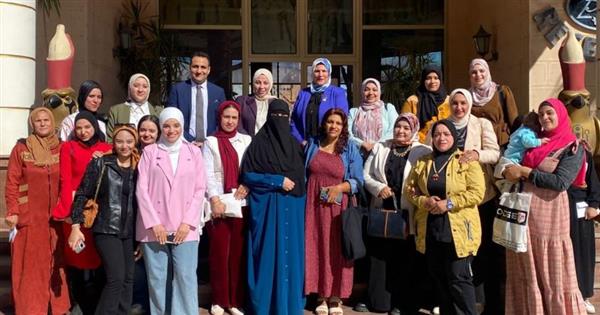 "قضايا المرأة" تواصل جهودها فى توعية طلاب وخريجي الحقوق