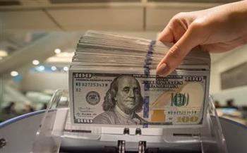 سعر الدولار اليوم.. ثبات ملحوظ وترقب لحركة السوق