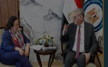   مباحثات مع البنك الأوروبي لتعزيز تمويل البترول والتعدين