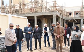   رئيس جامعة قناة السويس يتفقد أعمال التطوير الشاملة بوحدة الطوارئ بالمستشفى الجامعي